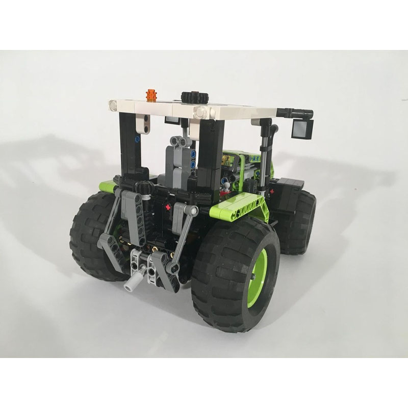 MOC-97333 ฟาร์มในเมืองรถแทรกเต - Farming Agriculture Model บทวิจารณ์และราคา