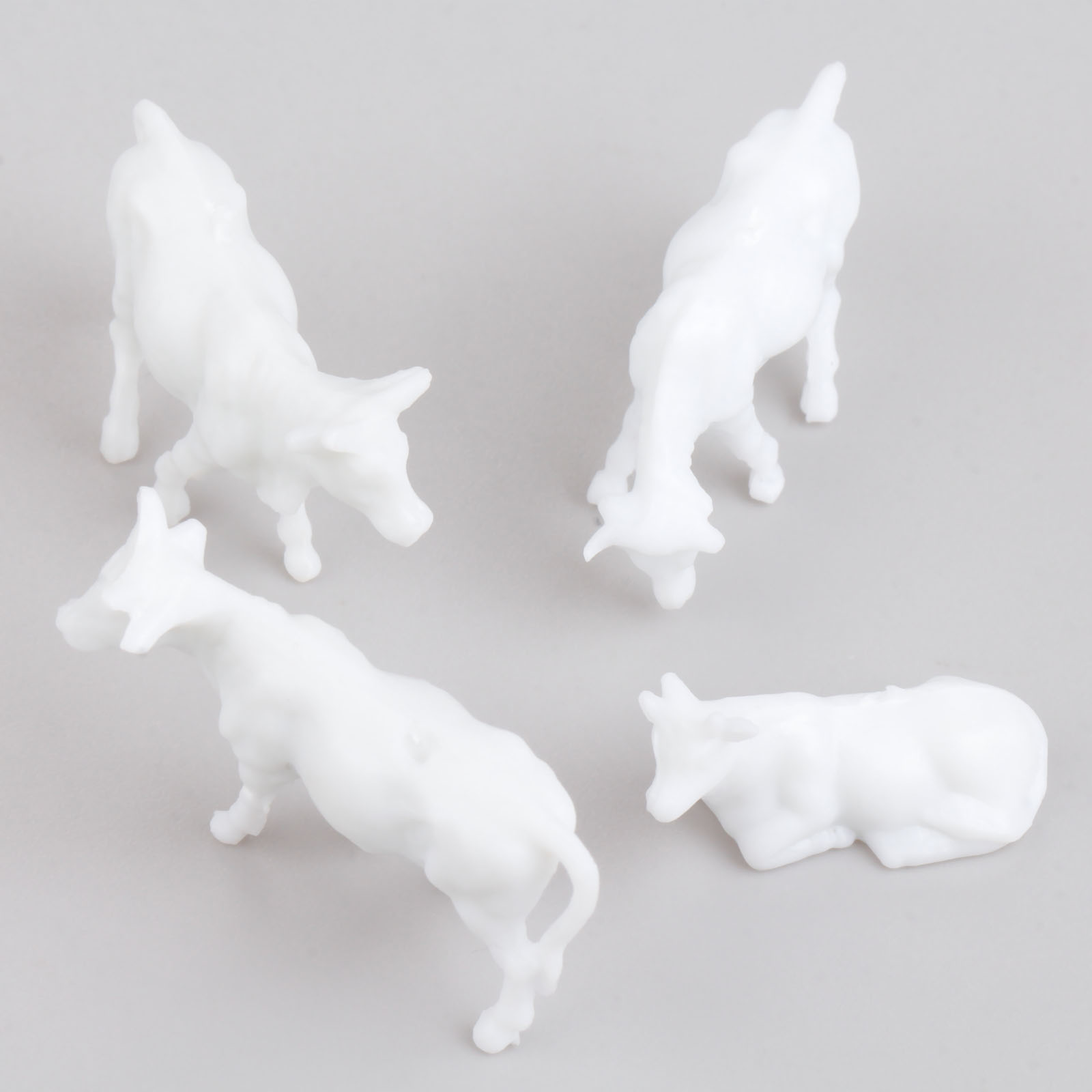 100Pcs สีขาวรุ่นวัว Scale 1:87 - Farming Agriculture Model บทวิจารณ์และราคา